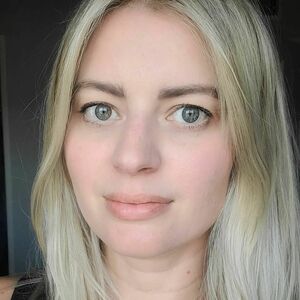 Elyse Willems