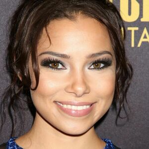 Jessica Parker Kennedy