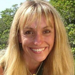 Michaela Strachan Swimming