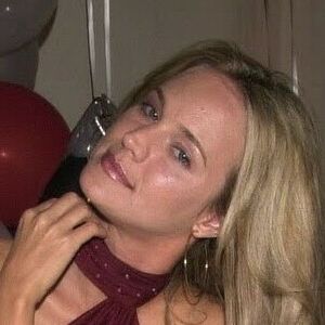 Sharon Case