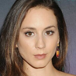 Troian Bellisario